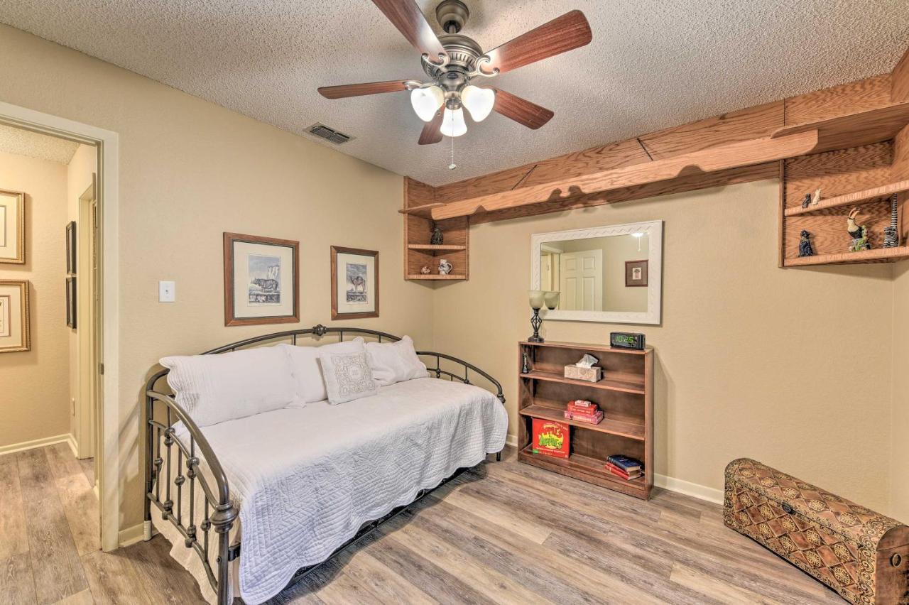 Abilene Home With Bbq And Pvt Yard, 1 Mi To Acu! Luaran gambar